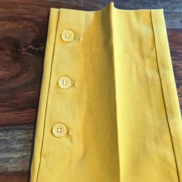 "As Is" Isaac Mizrahi Live! Reg24/7 Stretch Ankle Pants w/ Button Detail - Picture 7 of 7